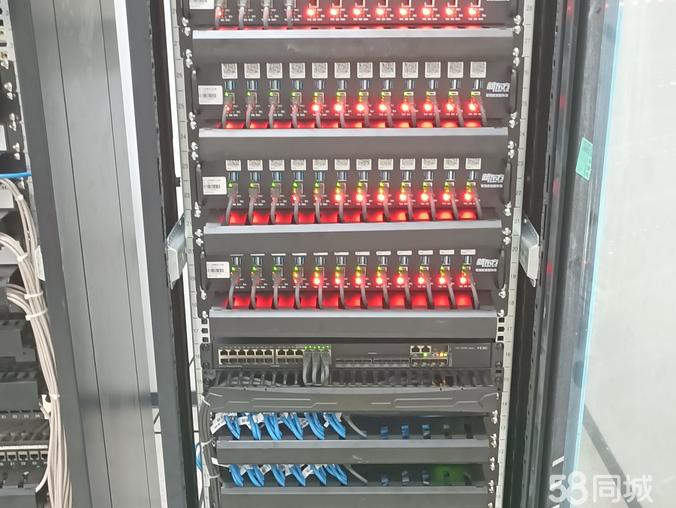 長(zhǎng)沙專(zhuān)業(yè)安防監(jiān)控、綜合布線、網(wǎng)絡(luò)維護(hù)、弱電工程、系統(tǒng)集成與辦公網(wǎng)絡(luò)搭建一站式解決方案